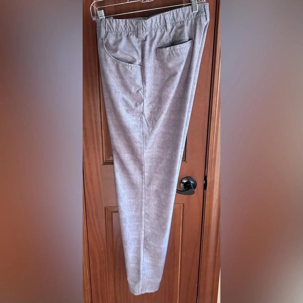 Adidas Men’s Gray Golf Pants 32x30 Good Condition⛳️
